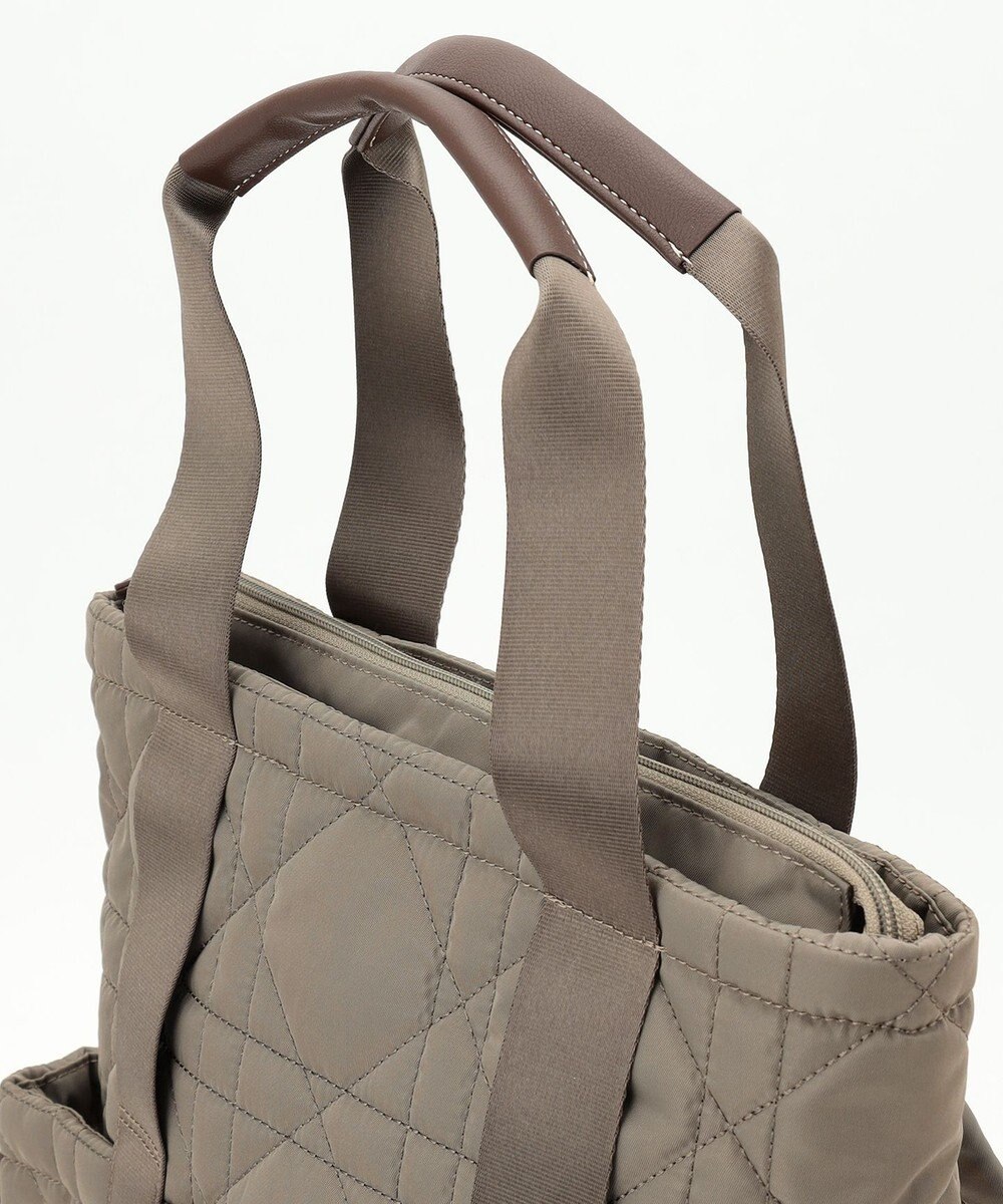 LA BAGAGERIE グリッドキルティングリュック 