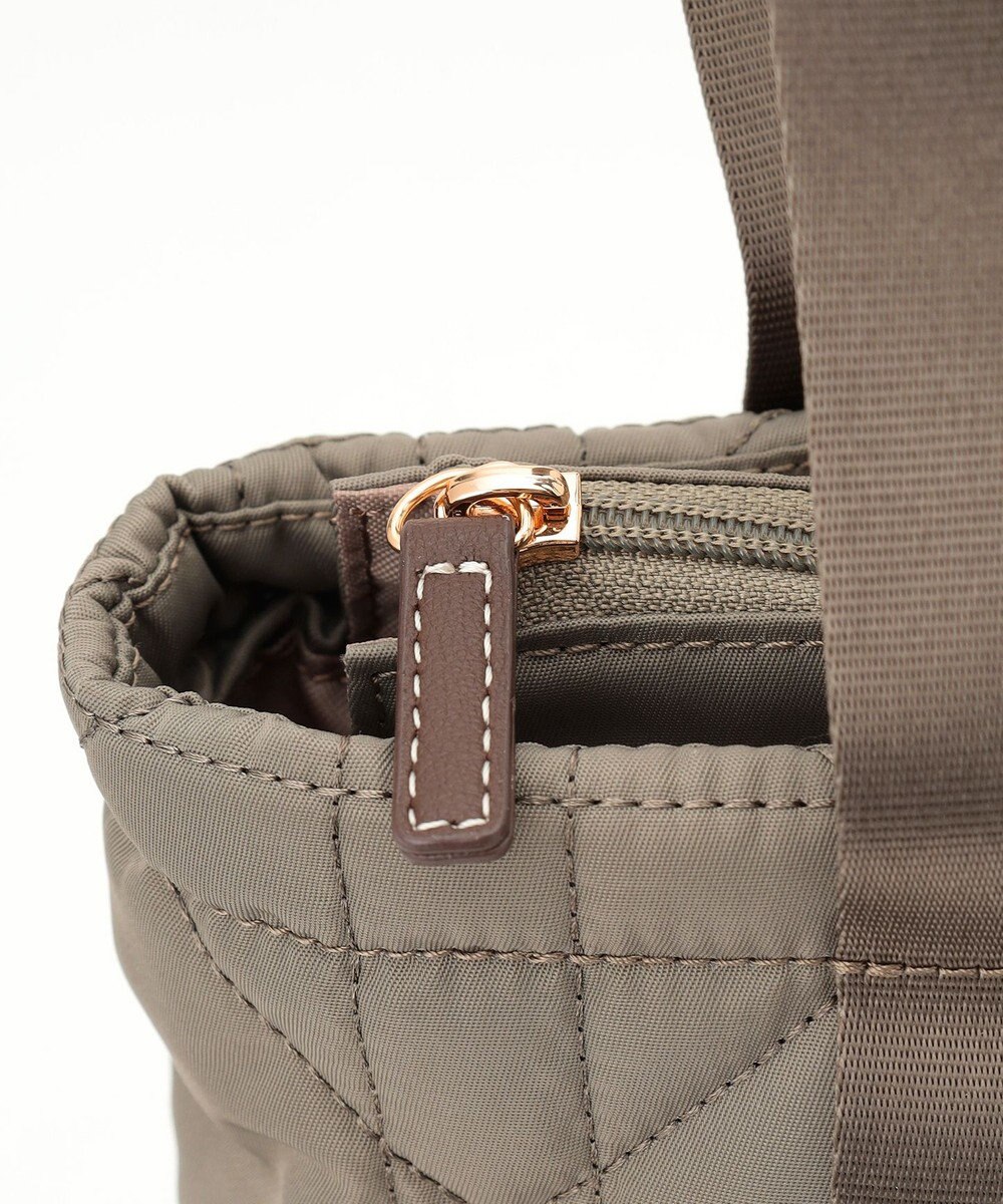 LA BAGAGERIE グリッドキルティングリュック 