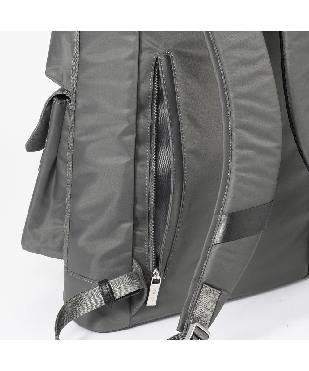 ACE BAGS & LUGGAGE Orobianco タッティカ リュックサック A4サイズ 13.3inchPC収納 20L 750g 92945 オロビアンコ 