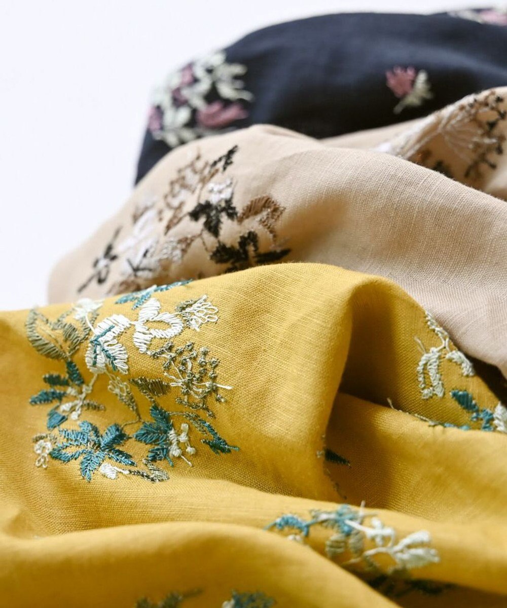 muuc 〈2WAY〉〈コットン×リネン〉〈高品質なドライタッチ生地〉〈遠州織物の工場で織られた上質なコットン生地〉野小花刺繍 羽織り＆ワンピースドレス 