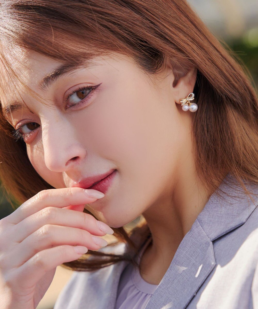 Tiaclasse 【金属アレルギー対応】チェリーパールリボンピアス 