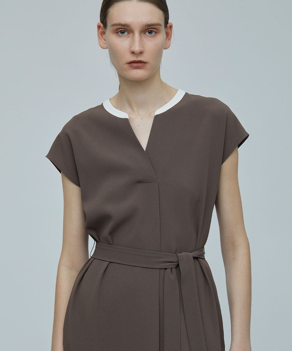 BEIGE， CINDY / Vネックワンピース 