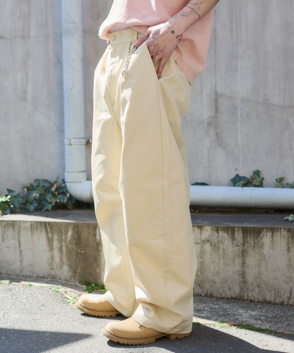 WEGO キーチャーム付きチノカーブパンツ 