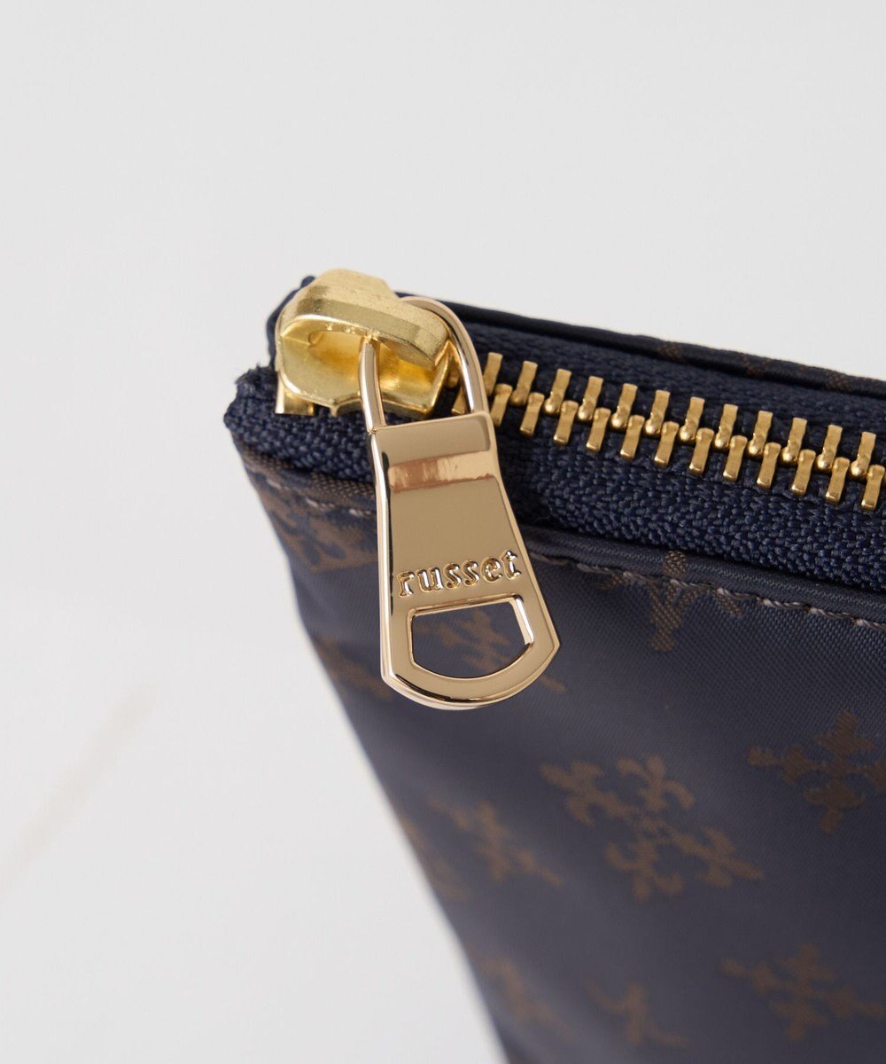 russet ラインプリントポーチ M(Z-226) 