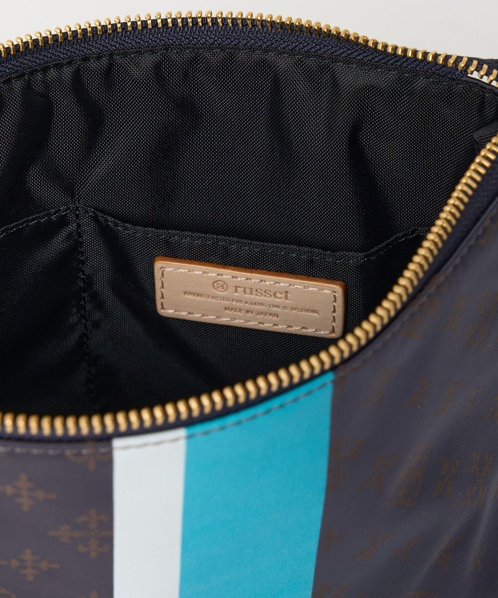 russet ラインプリントポーチ M(Z-226) 