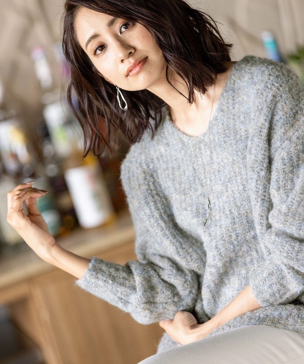 Tiaclasse L 【洗える】表情豊かなVネックMIX糸オーバーニット 