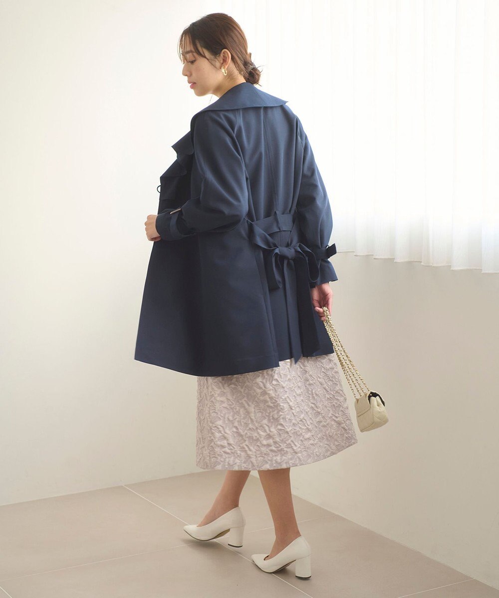 Feroux 【洗える】ラッフルカラーミドル丈 トレンチ 