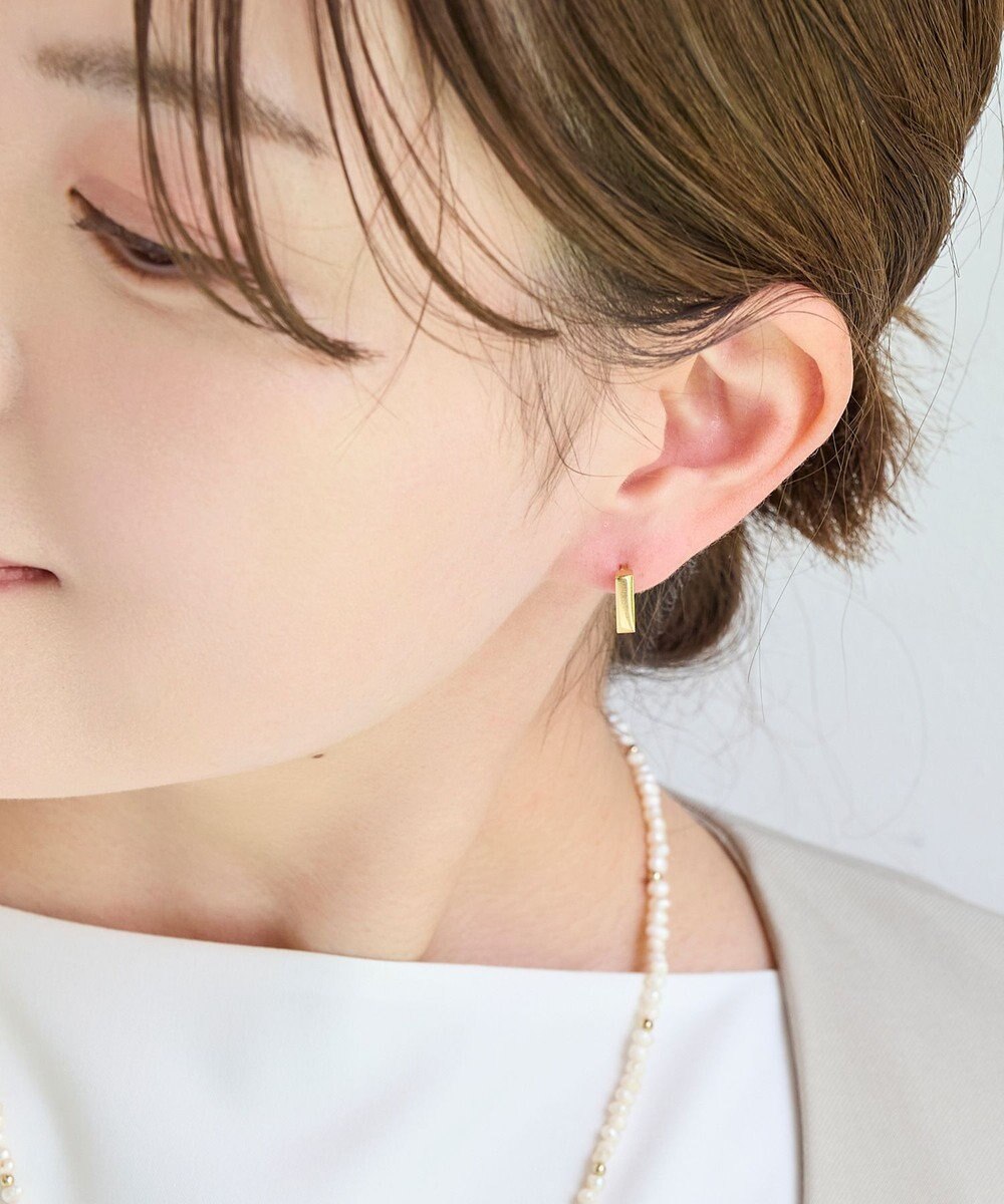 Phoebe 【金属アレルギー対応】ストレートスクエアフープピアス　ゴールド/サージカルステンレス 