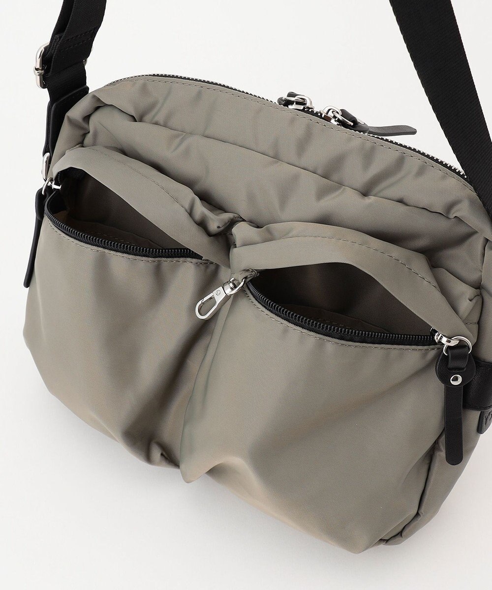 Y'SACCS ダブルポケットベーシックショルダー 