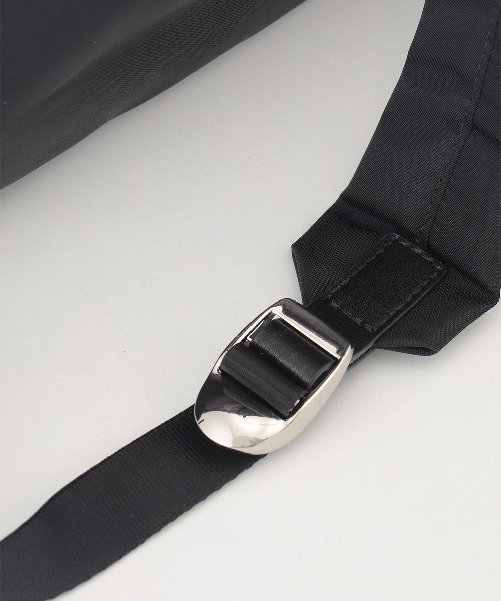 LA BAGAGERIE トライアングルリュックサック 