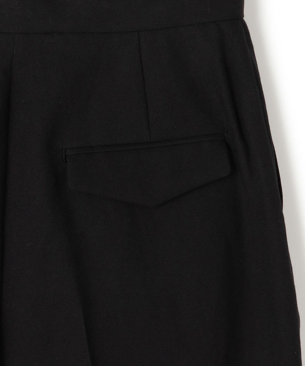 BEIGE， MARC / ショートパンツ 