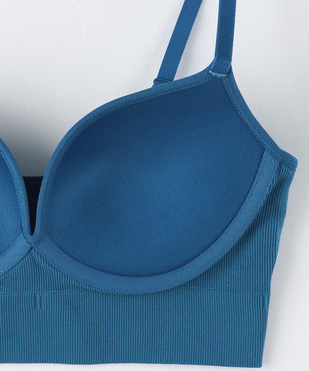 WACOAL ノンワイヤーブラ 【GOCOCi ゴコチ】 ぴったりフィット アンダー部分のズレを軽減 洗濯機洗い可能(ネット使用) ブラトップ レディース ハーフトップ CGG255 /ワコール 