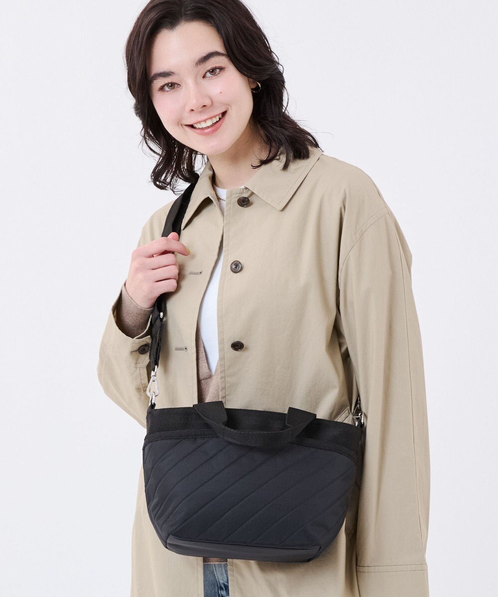 LeSportsac SMALL BUCKET TOTE/ラインデボスブラック 