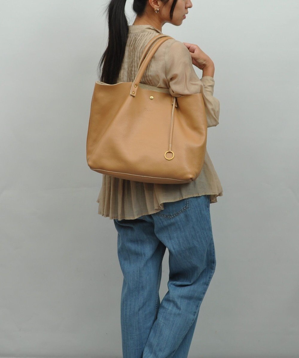 UNBILLION 【テレビ ドラマ着用アイテム】Otias シュリンクレザートートバッグ 