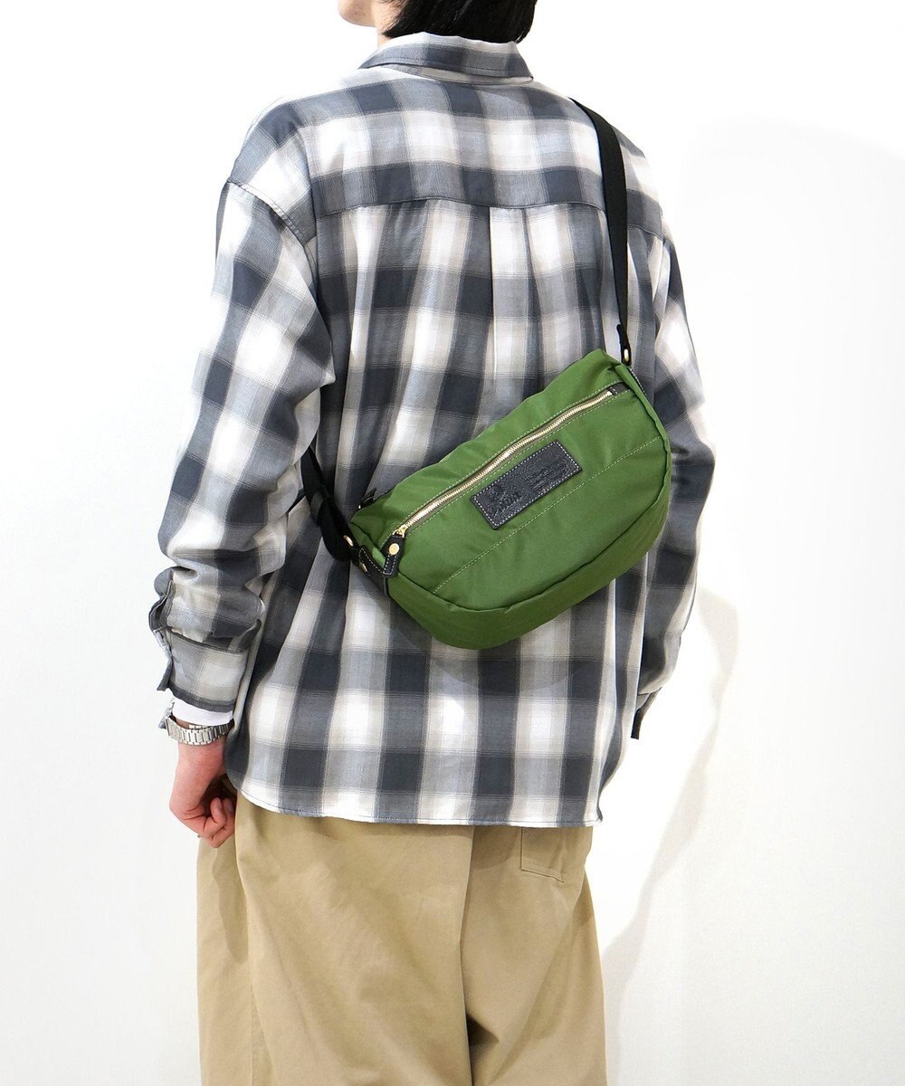 FOLNA RD ユニセックスナイロン ショルダー M-SIZE 