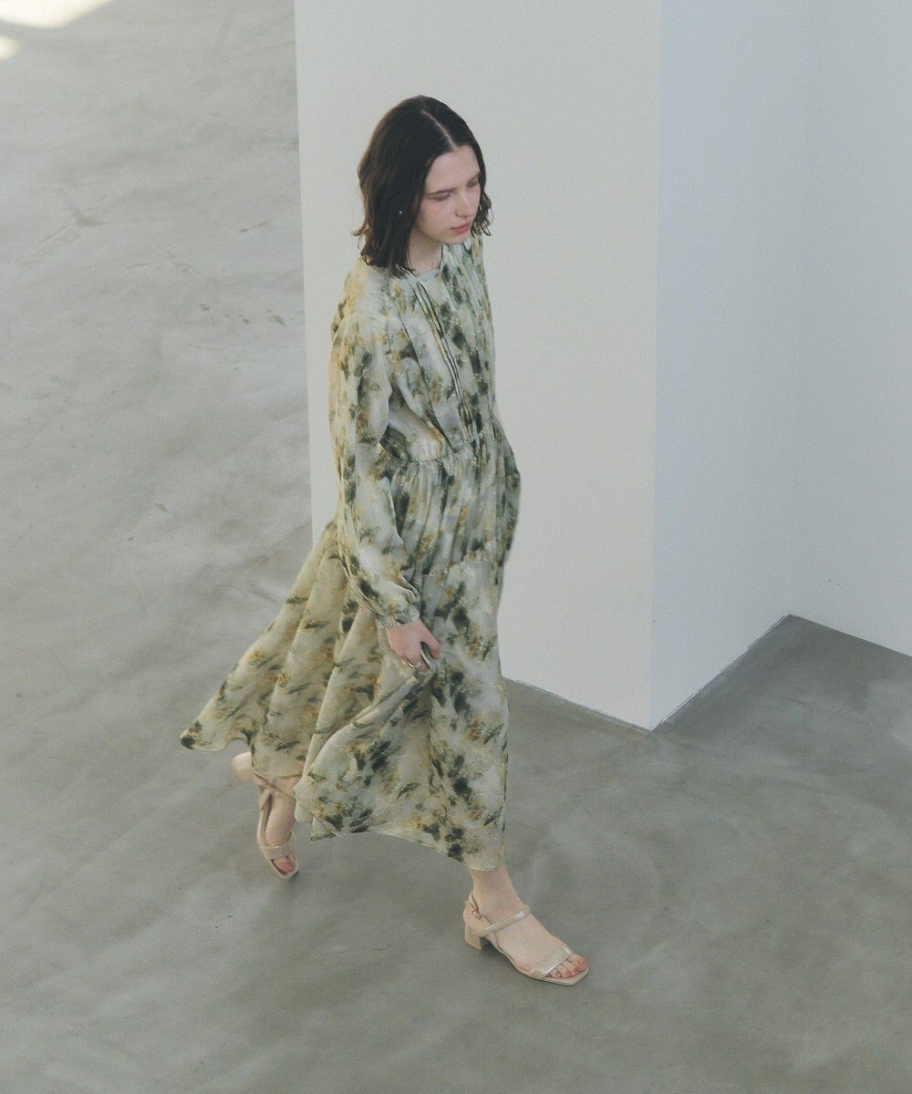 YECCA VECCA ぼかしフラワー柄ワンピース 