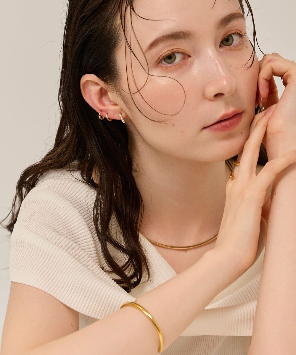 Phoebe 〈金属アレルギー対応〉パールラインスナップイヤリング　ゴールド/ニッケルフリー 