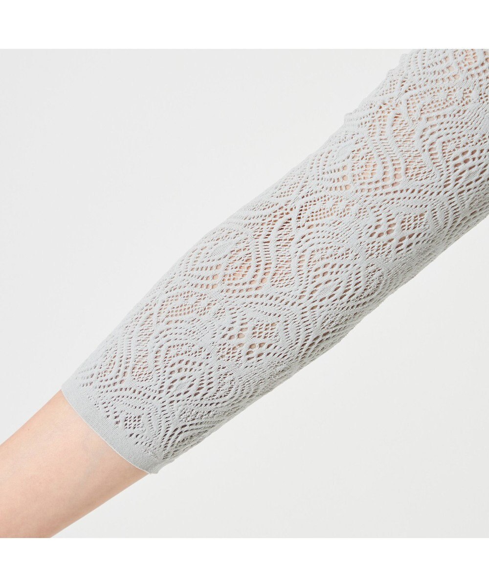 Chacott 【ノーソーイングニット】レーシーＶネックニットトップ 