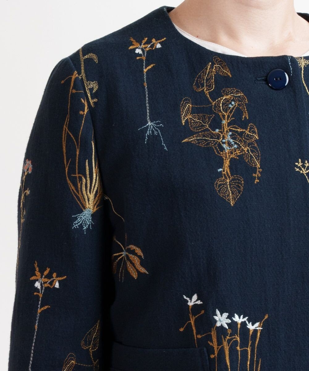 muuc ボタニカル刺繍のジャケット 