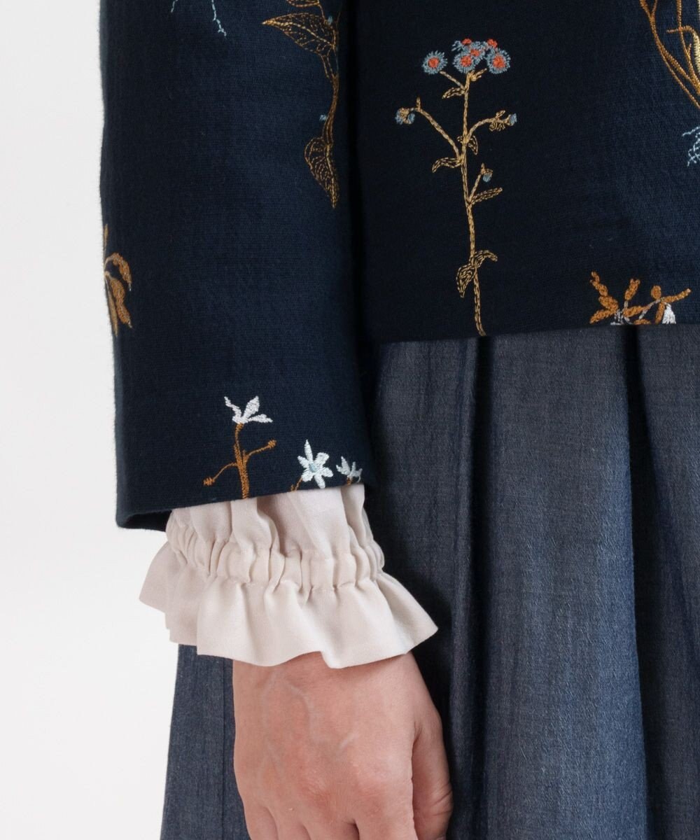 muuc ボタニカル刺繍のジャケット 