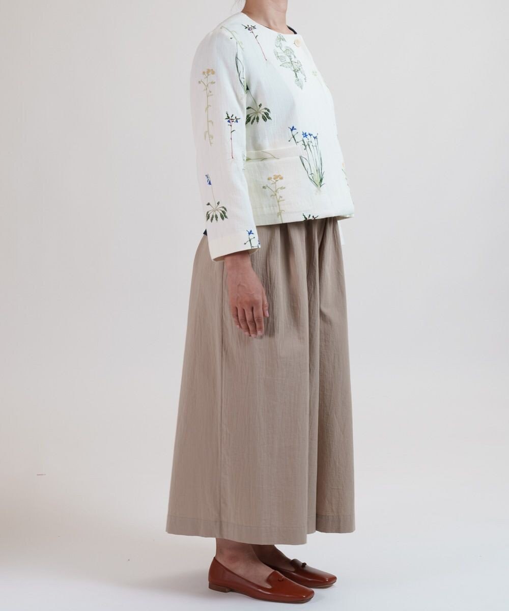 muuc ボタニカル刺繍のジャケット 