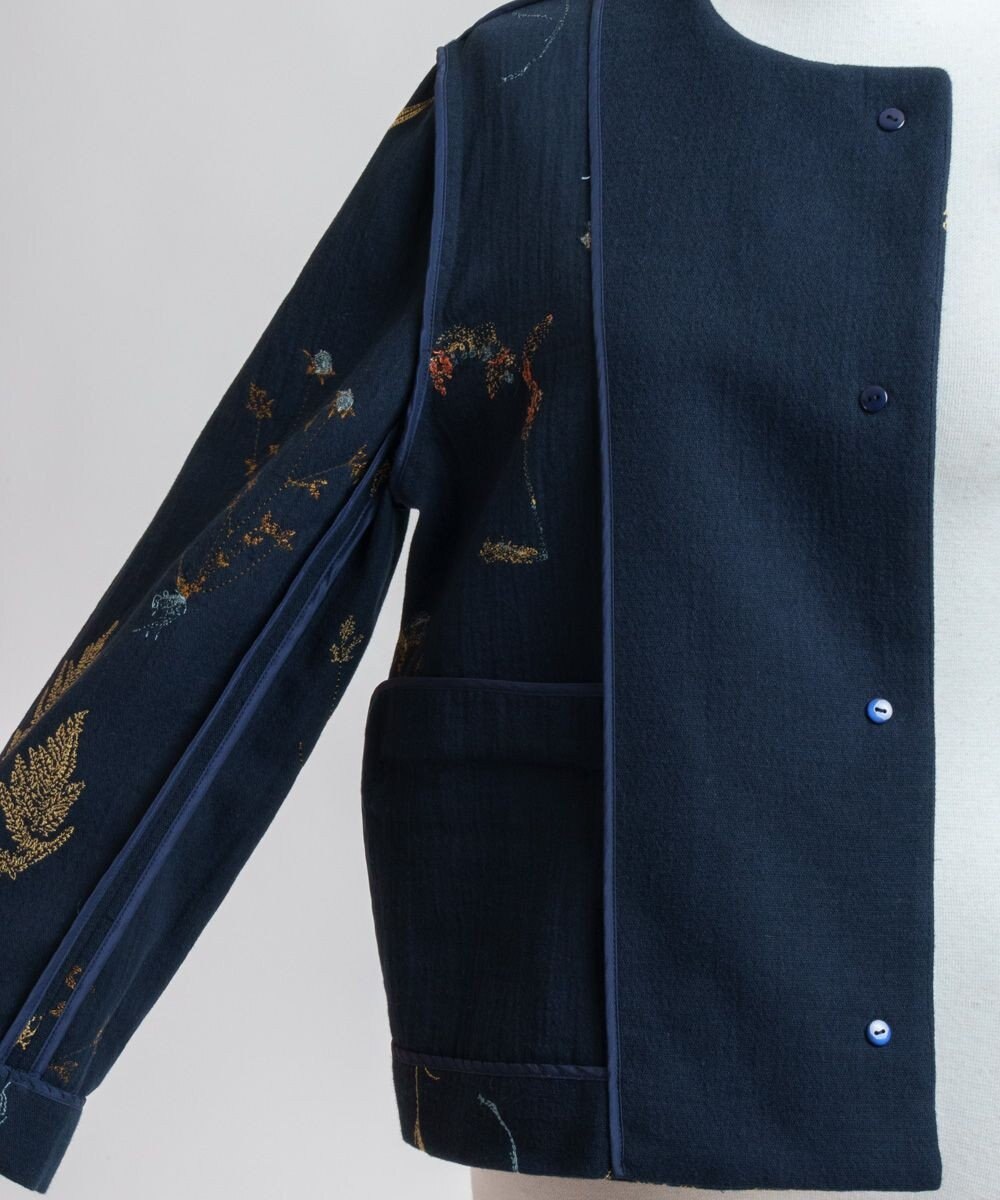 muuc ボタニカル刺繍のジャケット 