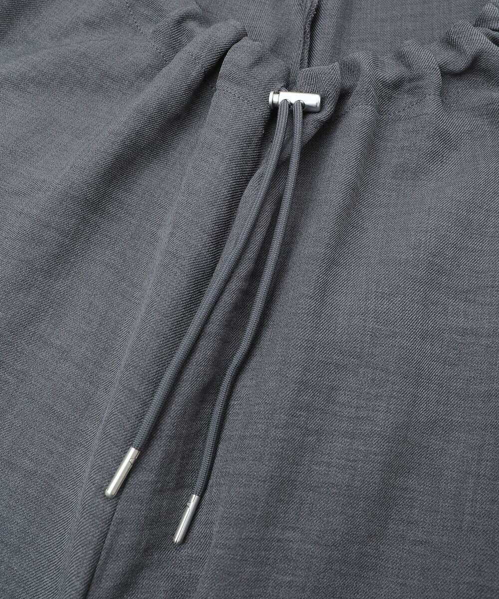 Green Parks 接触冷感麻調ゆったりサロペット 