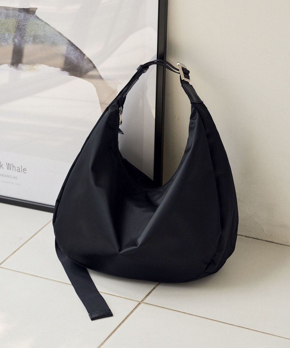 russet 《ショルダーバッグ人気NO.1モデル》クラウズナイロンラウンドビッグショルダーバッグ(CE-1292) 