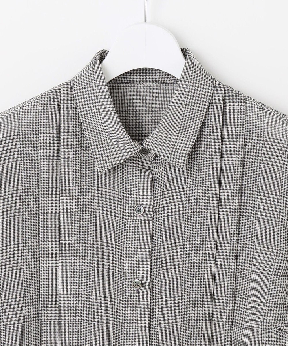 自由区 【SHIHOさん着用】TWハイツイストビエラタックディテール ブラウス 