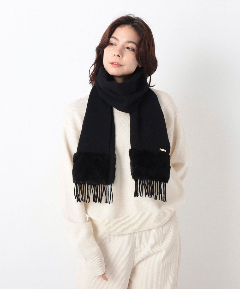 MOONBAT 【WEB限定】フルラ (FURLA)エコファー付きマフラー 無地×キルト風 ウールマフラー ロゴプレート付き 