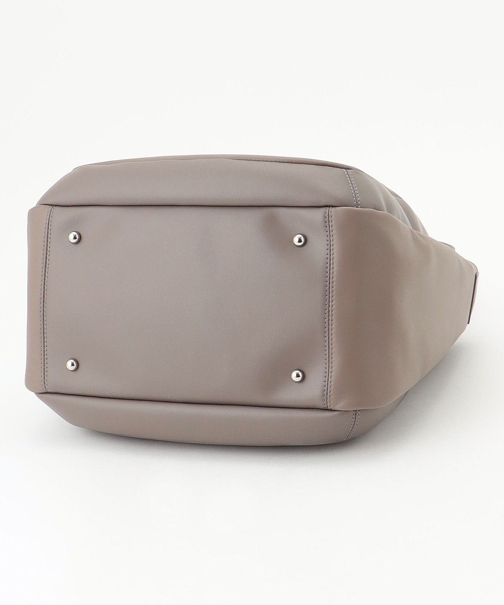 Y'SACCS カウレザー　3層構造すっきりトートバッグ 