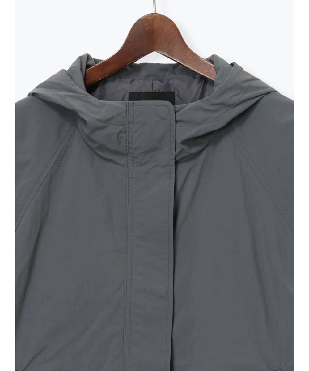 Te chichi ナイロンマウンテンパーカー 