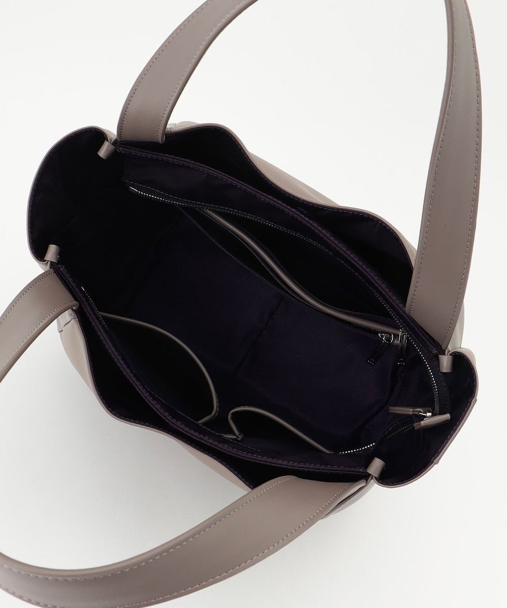 Y'SACCS カウレザー　3層構造すっきりトートバッグ 