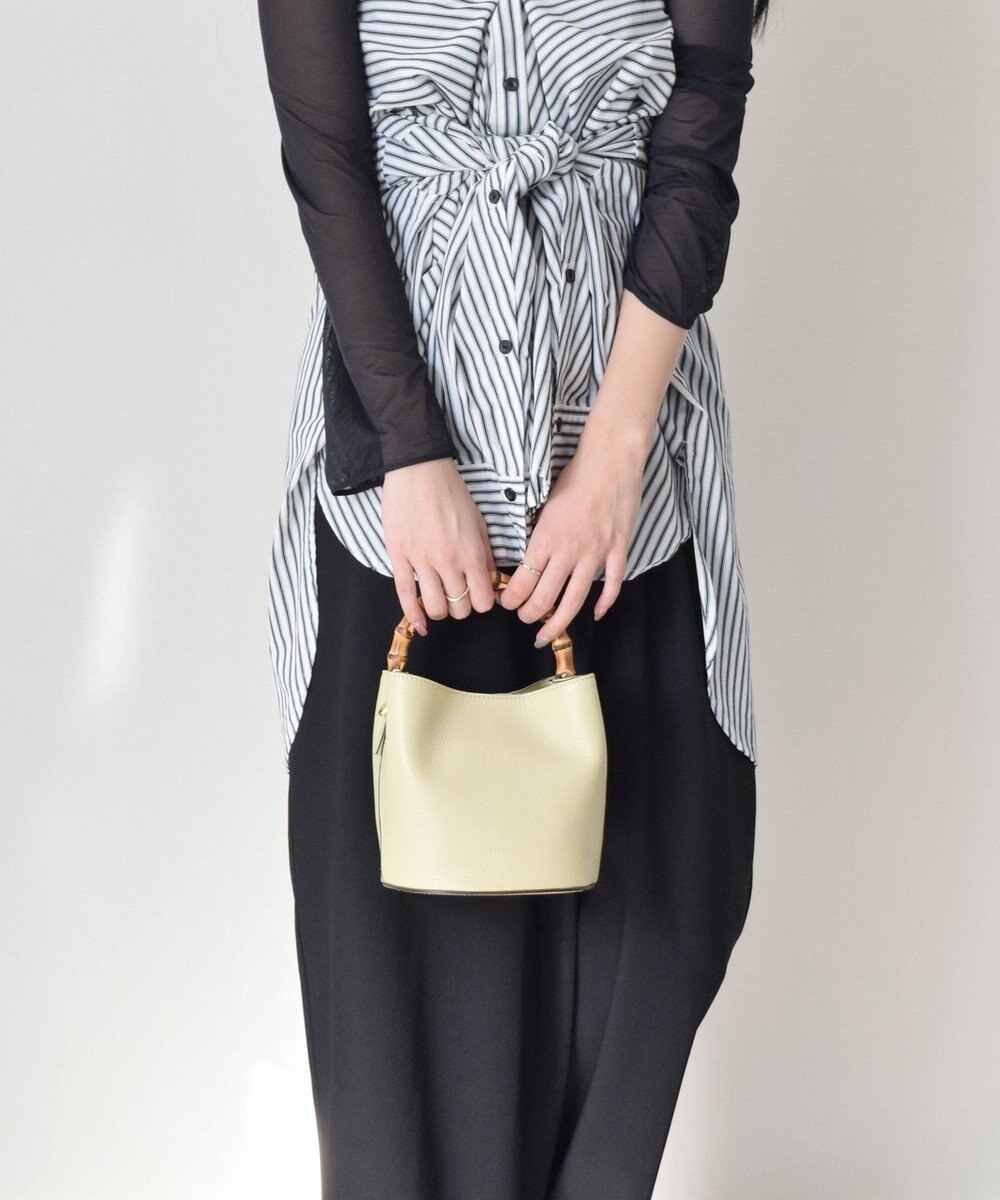 INTER-CHAUSSURES 【LORISTELLA】バンブーハンドルレザーバケットバッグ 