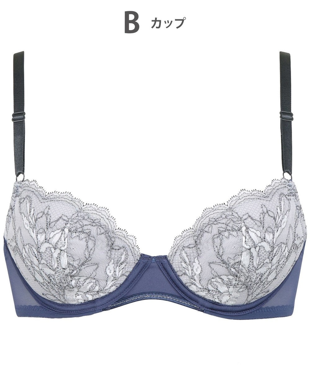 Wing 【マッチミーブラ】　ブラがわたしに合わせてくれる　バストの左右差や個々のバストの状態に柔軟に対応　ウイング／ワコール　KB2002 