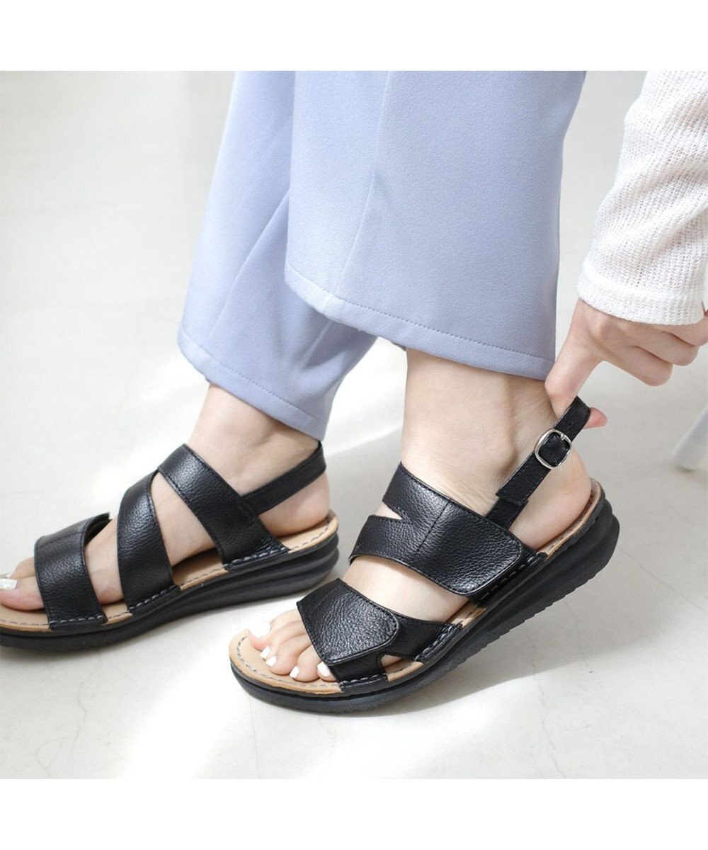 Pointer 本革 甲幅調整 マジックテープ付きサンダル 