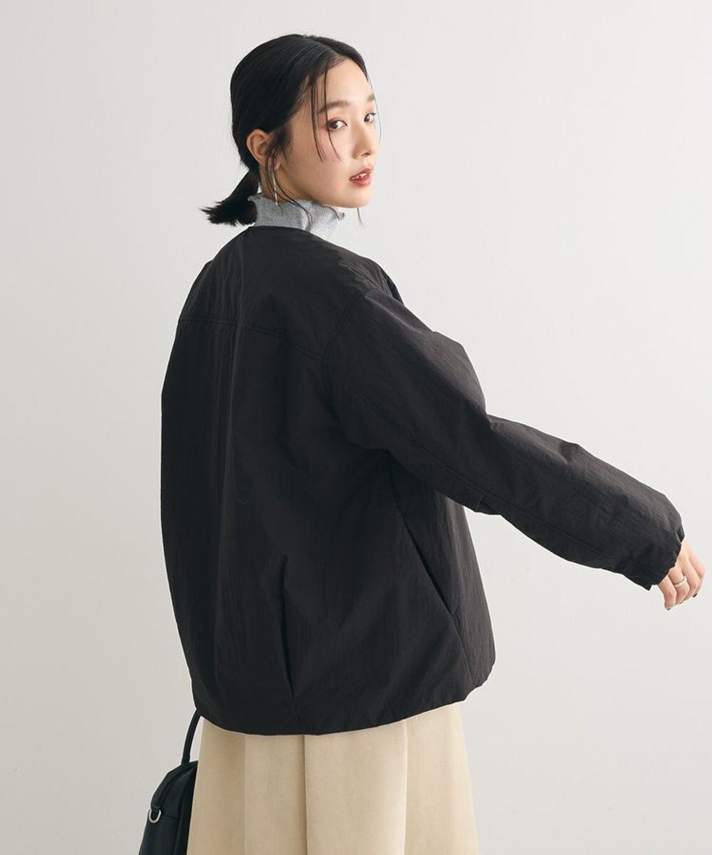 Green Parks シームレスライト中わたノーカラーブルゾン 