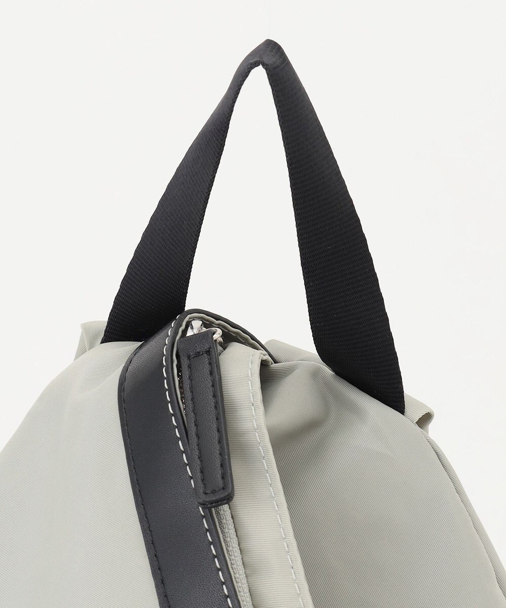 LA BAGAGERIE トライアングルリュックサック 