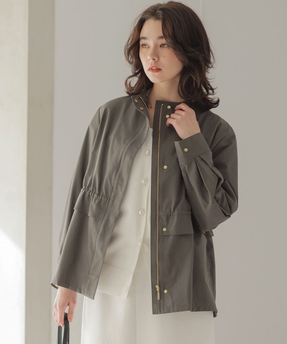 組曲 スタンドネックライトアウター 