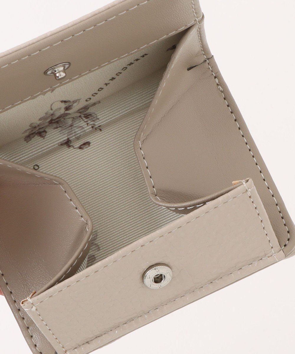 style code 【MERCURYDUO/マーキュリーデュオ】メタリッククラック調型押し　三つ折りミニ財布 