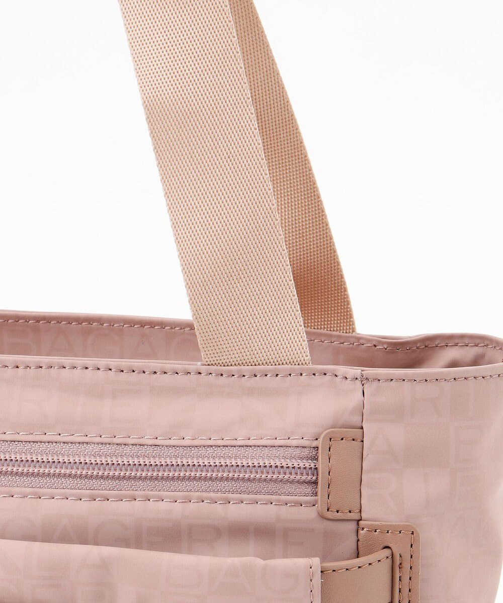 LA BAGAGERIE モノグラム　スクエアナイロントート 