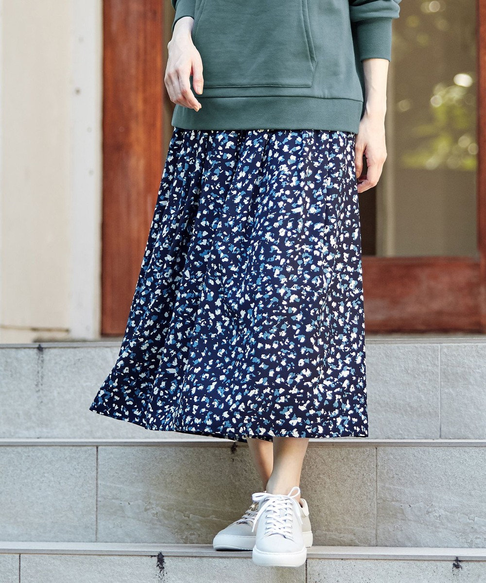 J.PRESS LADIES 【洗える】ポリエステル バックサテングラフィックパターン スカート ネイビー系5