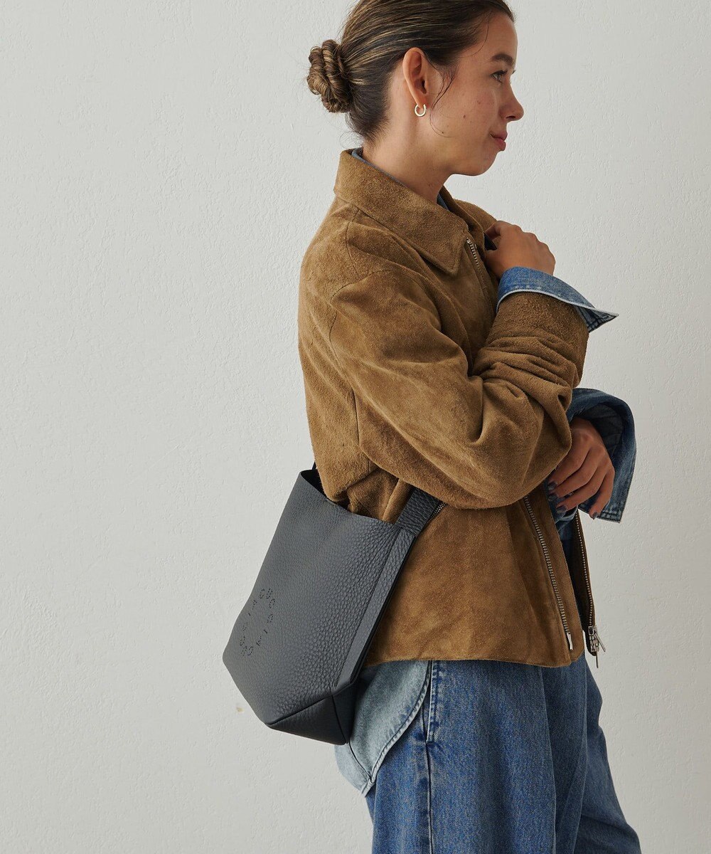 IACUCCI ルオータ ミディアムショルダー ALCE 