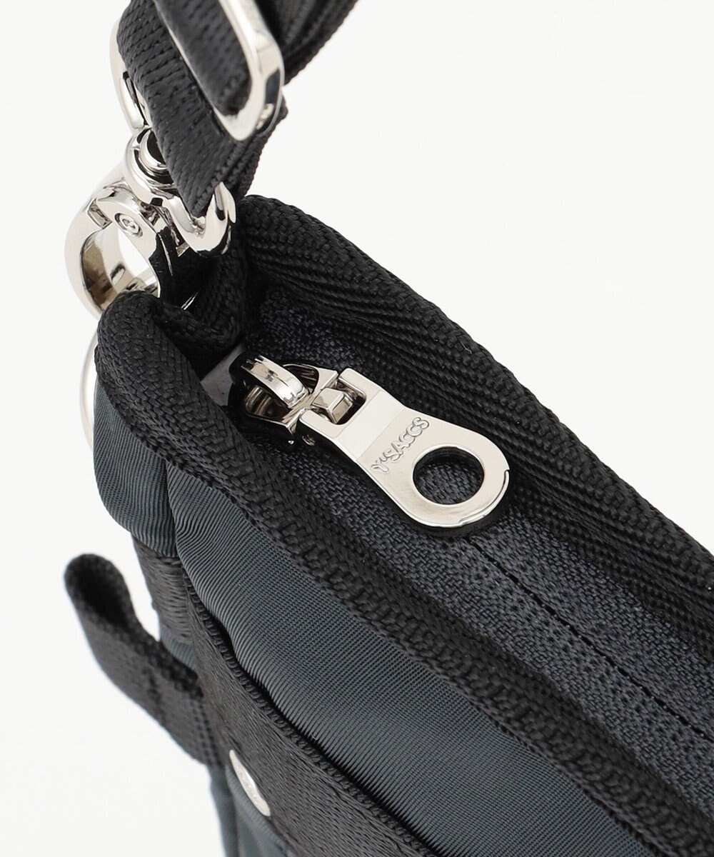 Y'SACCS テープデザイン　トラベルポシェット 