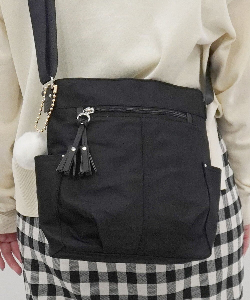 ACE BAGS & LUGGAGE kanana project collection タッセル-e ショルダーバッグ 縦 68871 