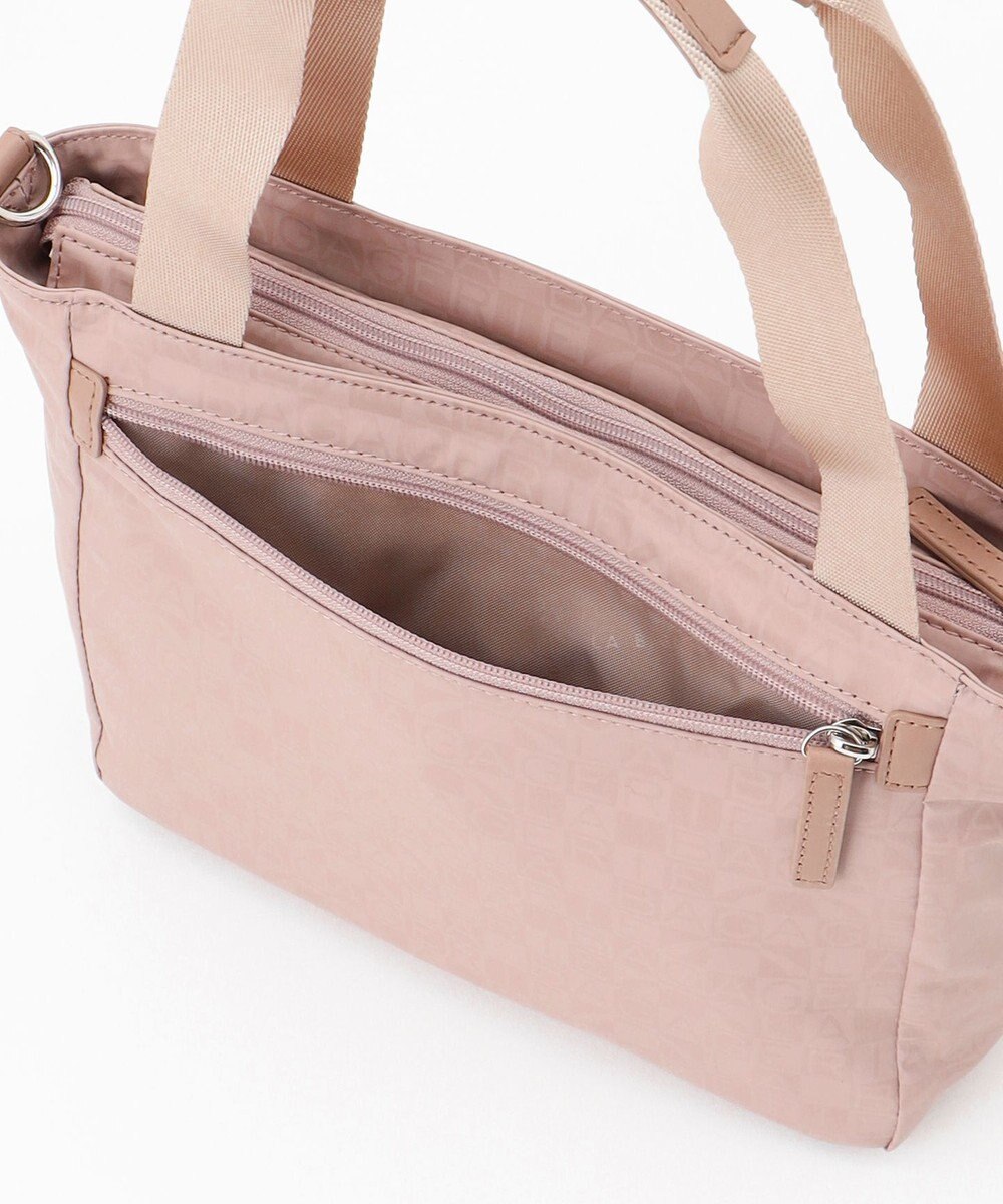 LA BAGAGERIE モノグラム　スクエアナイロントート 