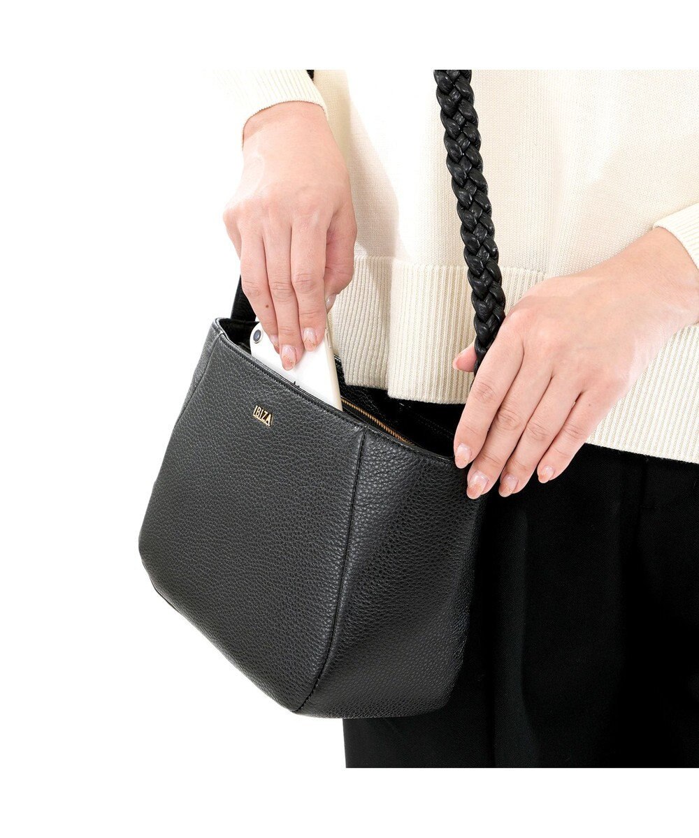 IBIZA アトラクティーボ　ショルダーバッグ 