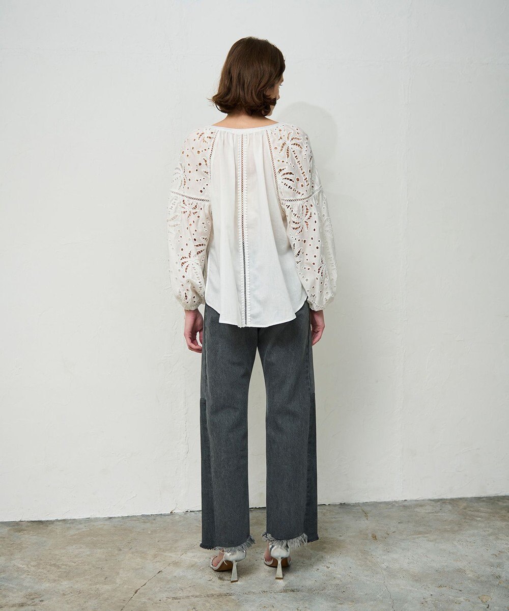 GRACE CONTINENTAL ヤシ柄カットワークトップ 