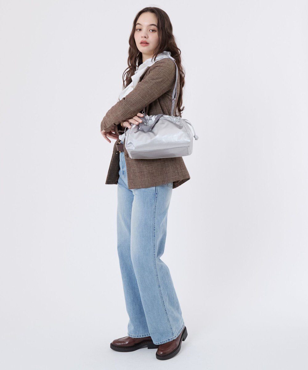 LeSportsac E/W CITY DRAWSTRING BAG/アップタウンシルバーシャイン/シルバー 