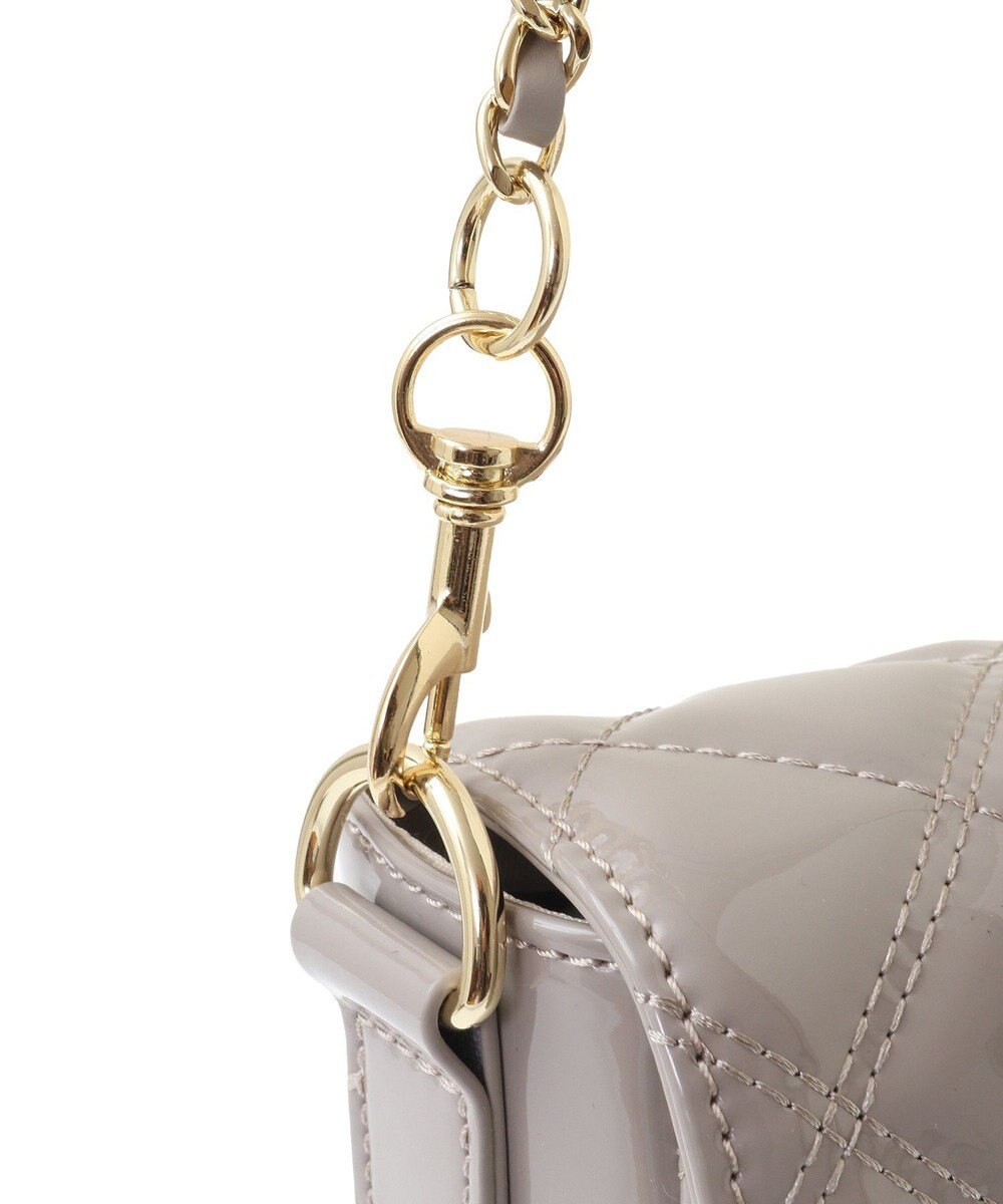 Maison de FLEUR キルティングエナメルバッグ 